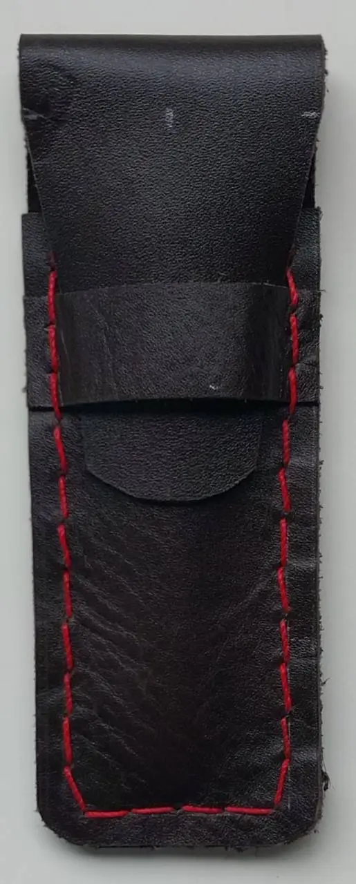 Portalápiz De Cuero.
